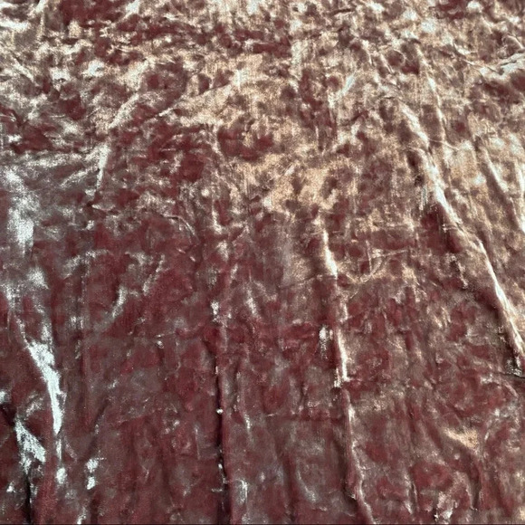 ZARA Collection Crushed Velvet Crop Top - Picture 3 of 7